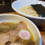 塩そば専門店 桑ばら - オマール海老の塩つけそば