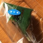 花川堂 - 麩まんじゅう(200円)。セットでの販売も有り