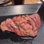焼肉 肉食 - 