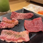 焼肉 肉食 - 