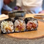 鮨 三心 - とろたく（巻きか手渡しか選べた）