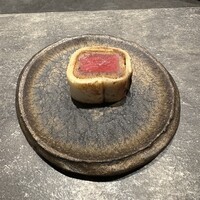 IAKU  - 