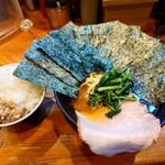 ラーメン 末廣家 - 