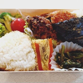 おむすびと汁と茶 6SUBI_1