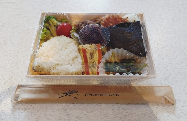 おむすび おむすびと汁と茶 6SUBI （ムスビ） - 宮内/おにぎり | 食べログ