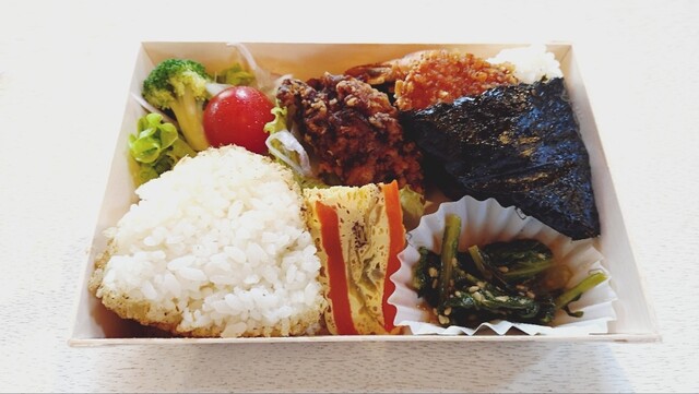 おむすびと汁と茶 6SUBI （ムスビ） - 宮内/おにぎり | 食べログ