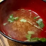 居酒屋 ちょーちょ - 〆の味噌汁が染み渡ります