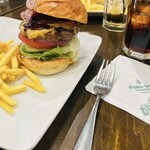 シェイクツリー バーガー＆バー - 