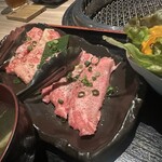 焼肉＆BAR 十炭 - 黒毛和牛カルビ&上タン塩 ランチセット