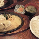 モンブラン 森下店 - ご飯セットは箸で食べます^^