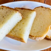 イタリア料理 スペランツァ - パン