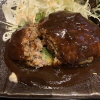 黒毛和牛専門 天の幸山の幸 淀屋橋店  - 宮崎牛ハンバーグ　ハラミステーキ添え
