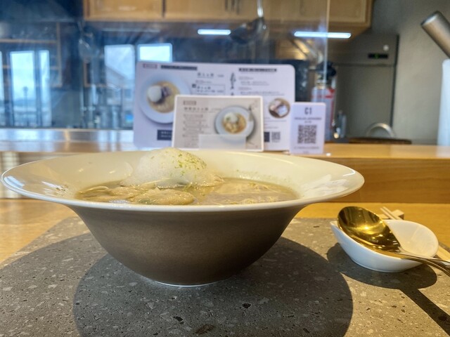 よいち （NOUILLES JAPONAISE よいち） - 余市/ラーメン | 食べログ