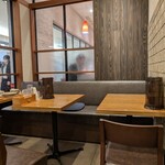 玄米食堂 あえん - 二十人くらいは入れそうです。