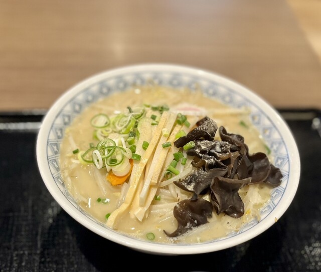 らーめん えぞふくろう イオンモール旭川駅前店 - 旭川（ラーメン）の写真
