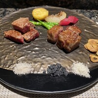 鉄板焼 銀明翠 - 黒毛和牛ステーキ(左ヒレ右サーロイン)、焼野菜
