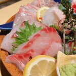 越後酒房 八海山 浜松町本店 - 