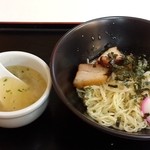 麺食堂とまと - 汁なしラーメン　550円。