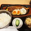 肉食堂ゼットン