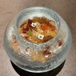 nôtori - 苺（よつぼし）クロモジのブランマンジェ 苺のピューレ ニセアカシアのゼリー アリッサム