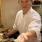 鮨 一二郎 - 目が笑ってないww