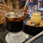 ブックカフェ・ノーム - 