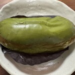 トーホーベーカリー - 抹茶エクレア　２５３円（税込）
