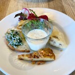 リトルネスト - サラダ仕立ての前菜