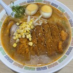 自由軒 本店 - ピリ辛味噌ラーメン（ビック）カツトッピング