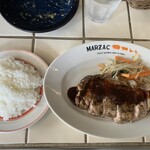 MARZAC 7 - トンテキランチ　これにサラダとドリンクが付いて1,300円