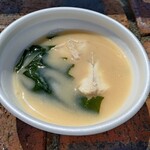 唐戸市場 活きいき馬関街 - ふく・活魚 ひらおのふく味噌汁