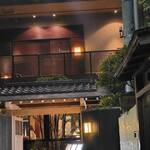 焼肉の名門 天壇 - 門構え