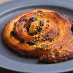 ルージュ ゴルジュ - パン・オ・レザン＠税込346円 │ 平日12:02頃訪問