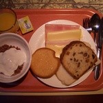 A-TRAIN HOTEL - 朝食はビュッフェ形式となっています。