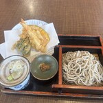 田舎屋 - 料理写真: