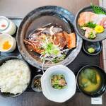 はまさき村 - 村の定食「カンパチの煮付け定食」