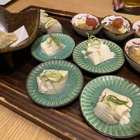 ダイナミックキッチン＆バー 響 中之島フェスティバルプラザ店 - 前菜4種