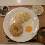 トーコーキッチン - ナシゴレン 副菜二品 豚汁