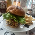 ショーグンバーガー 池袋西口店 - 