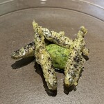 nôtori - ワカサギフリット クレソンマヨネーズ 炭化したオレンジ ふきのとう