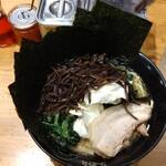 ラーメン ビッグ - きくらげラーメン  乗り5枚