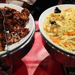 九寨溝 - レンコンの黒酢和え、白菜と木耳の炒め物