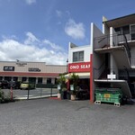 Ono Seafood - 車で入ってくるの大変だった