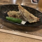 鳥海山 相模大野店 - お通し　大葉と梅肉で巻いた鯵のフライ