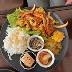 カフェ&パブ 理維 - 