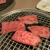 それいけ精香園 - 尾崎牛プレミアムロース＆尾崎牛ロース