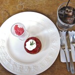 バンマリー - 苺のタルト ＆ アイスコーヒー