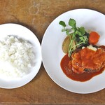 バンマリー - チーズハンバーグと大盛りライス