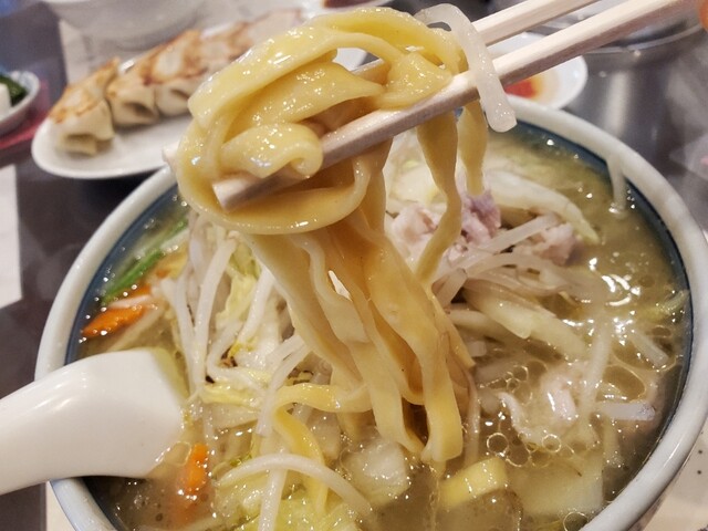 蓬来軒 本店 （ほうらいけん） - 金手/ラーメン | 食べログ