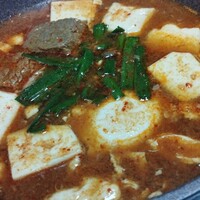川崎名物 炭火焼肉 食道園 - 汁だくなのでお好きな具材ちょい足しも楽しめます
